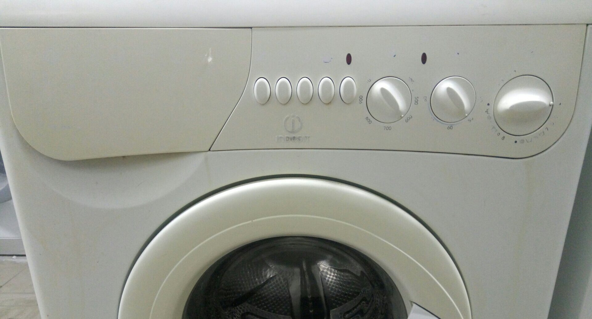 Стиральная машина Indesit W 105 TX